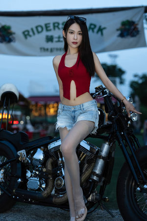 恐怖片真实魔鬼游戏2015