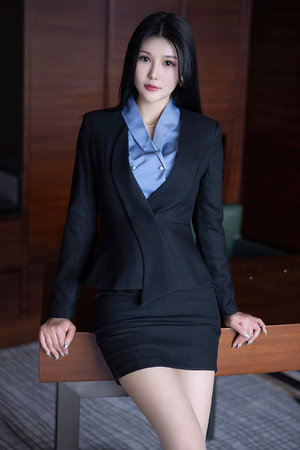 泫雅舞台蝴蝶结散开原视频