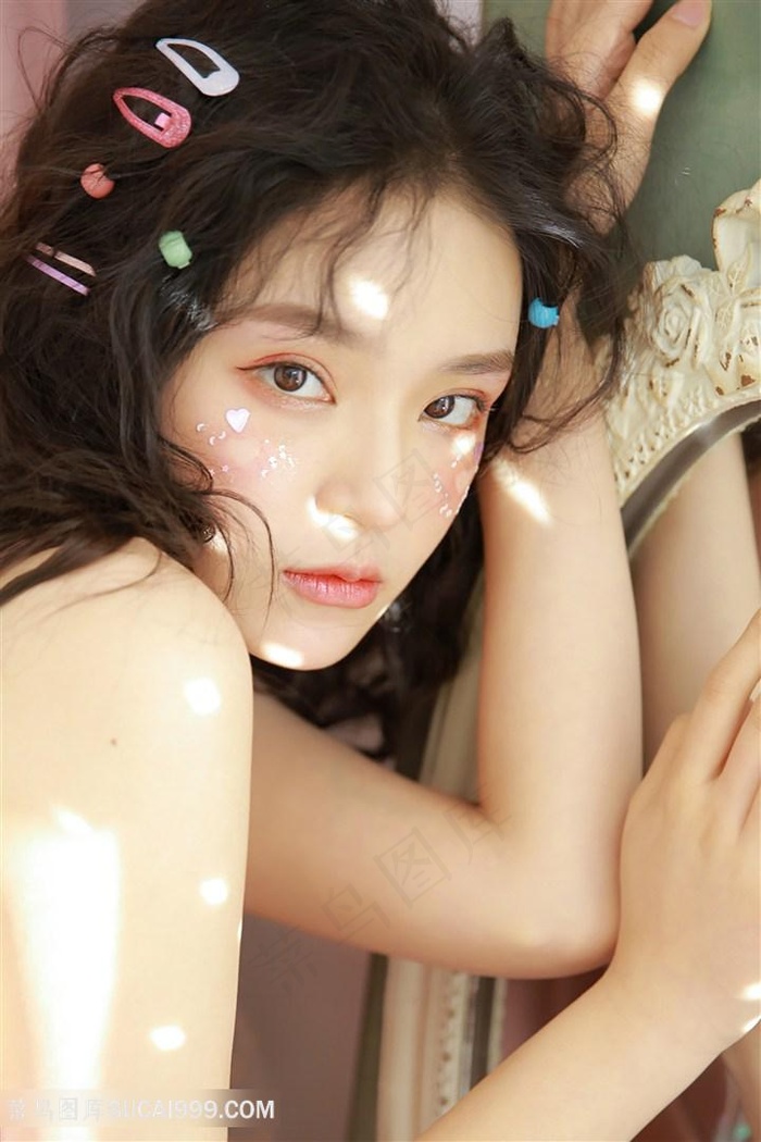 《拥挤的地铁》动漫