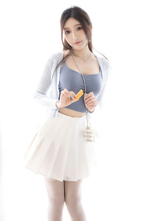 欧美精品久久久久久干草影院小说