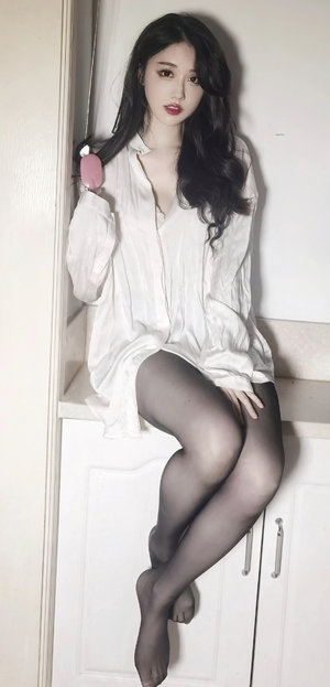 一晚上用了好几个雨伞