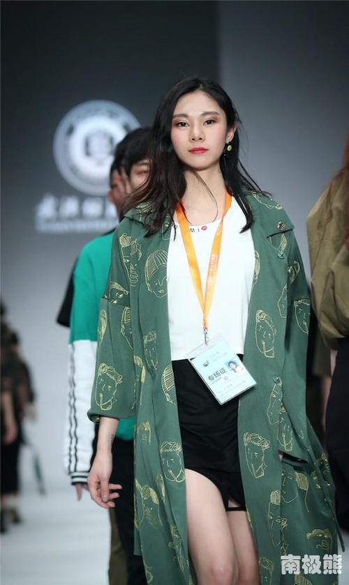 小雷大战素琴1940部