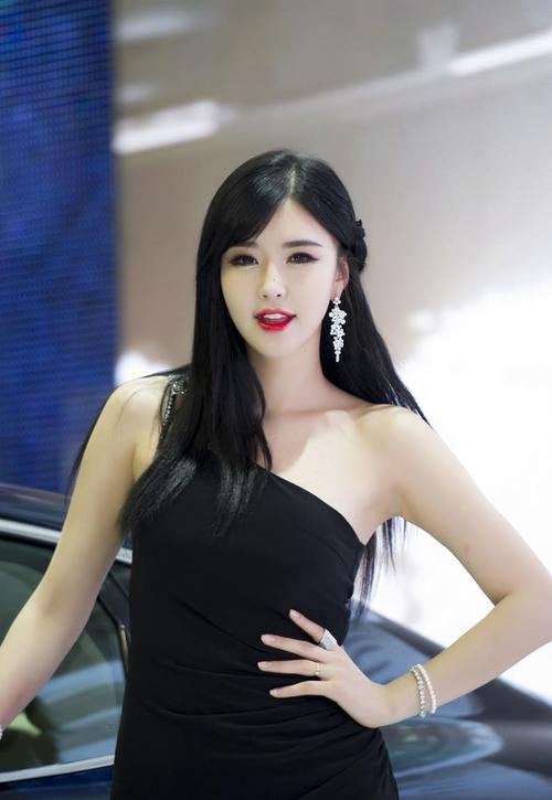 2001个疯子食人小镇完整版在线观看