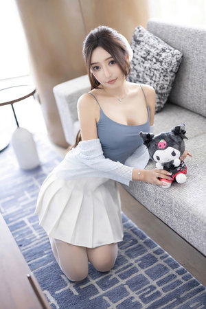 小逼被磨湿啦bl