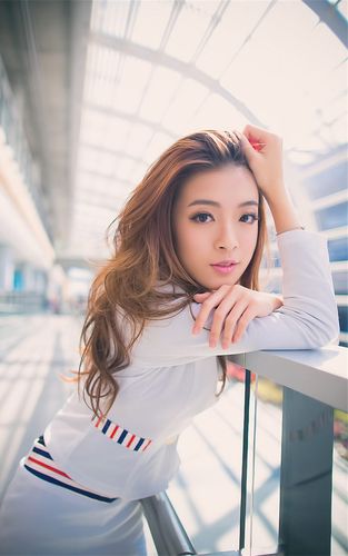 欧美女人和猪交视频在线观看