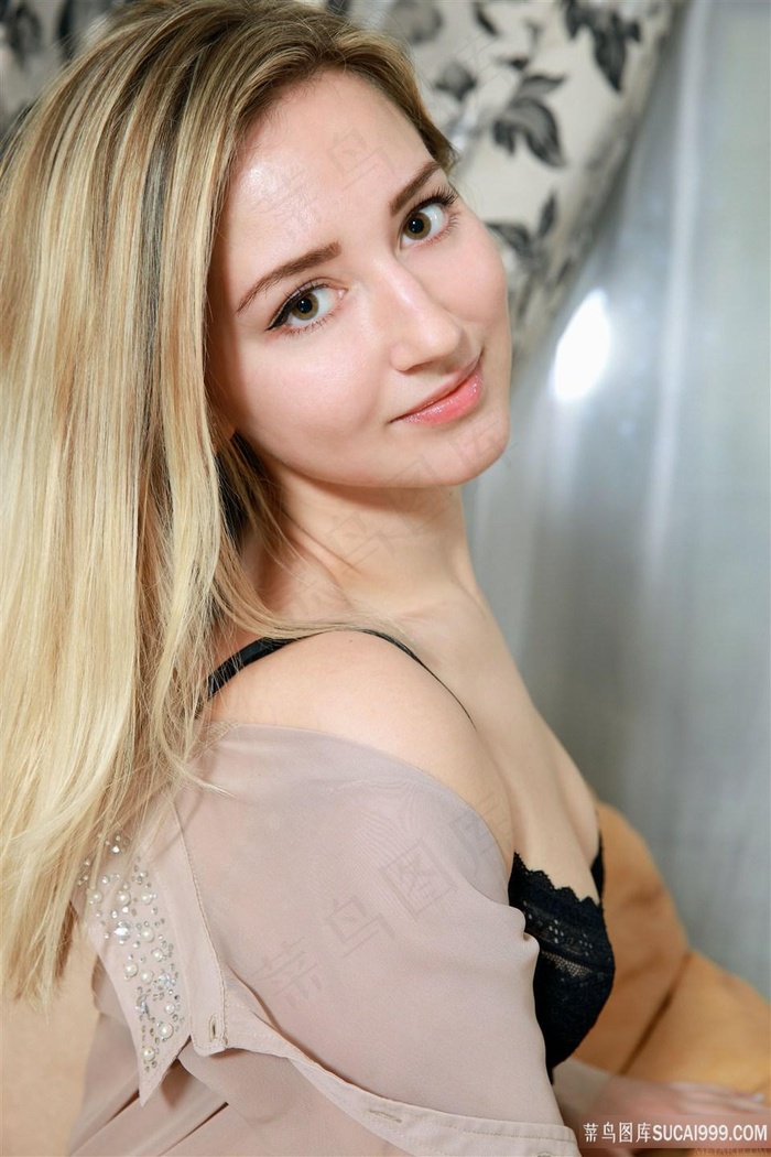 男女啪啪27报GIF动态图出处69