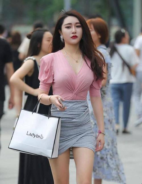 少妇午夜性色淫片aaa