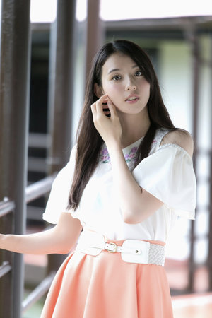 楚晚宁给墨燃口含