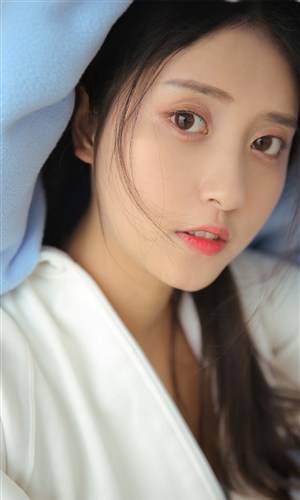 1010田丽三点尽露写真