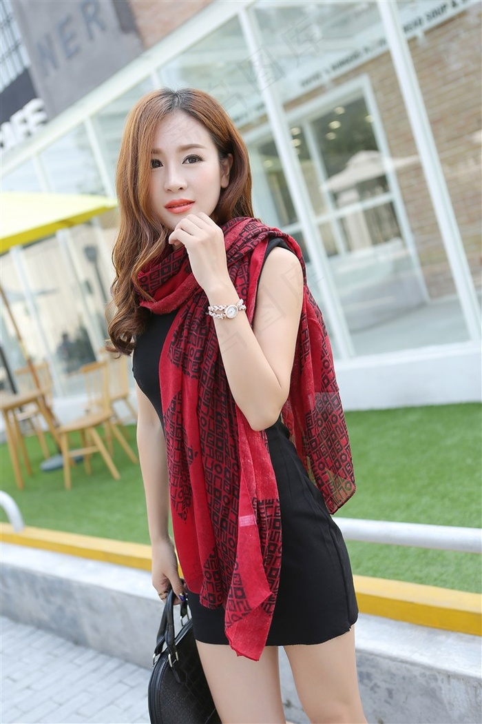 薇薇一笑很倾城