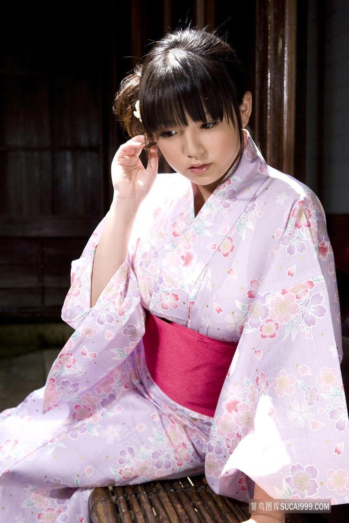 啪啪大屌插入小穴免费视频