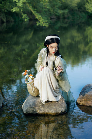 半夜武三通肉黄蓉嗯啊