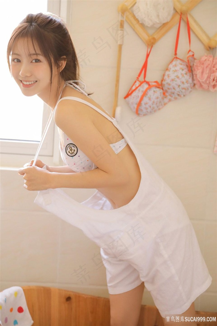 女生仙女棒坐着使用教程