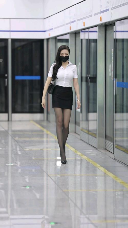 木筏求生小浪同款下载